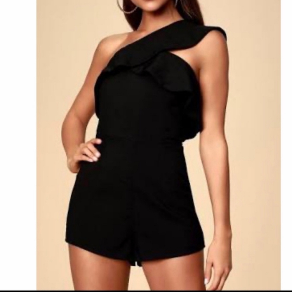 Lulu's Butterfly Effect One Shoulder Romper - Picture 4 of 16